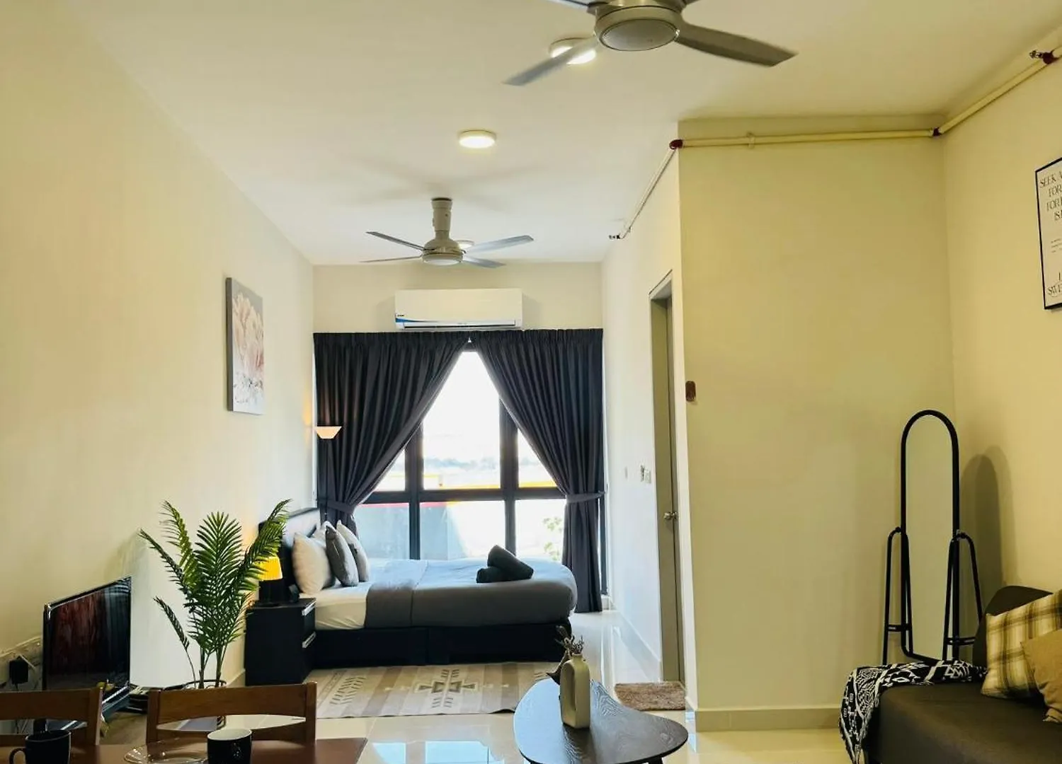 Core Soho Suites Kota Warisan Sepang Klia Airport Free Wifi By Bka Legacy Malaysia