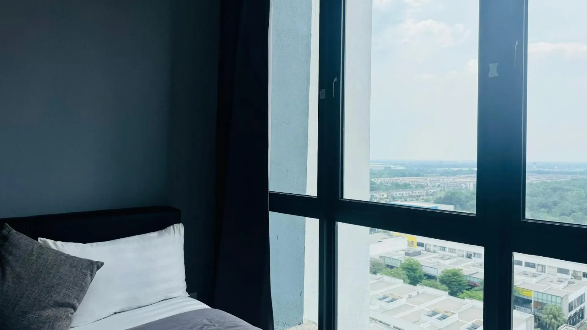 Apartment Core Soho Suites Kota Warisan Sepang Klia Airport Free Wifi By Bka Legacy
