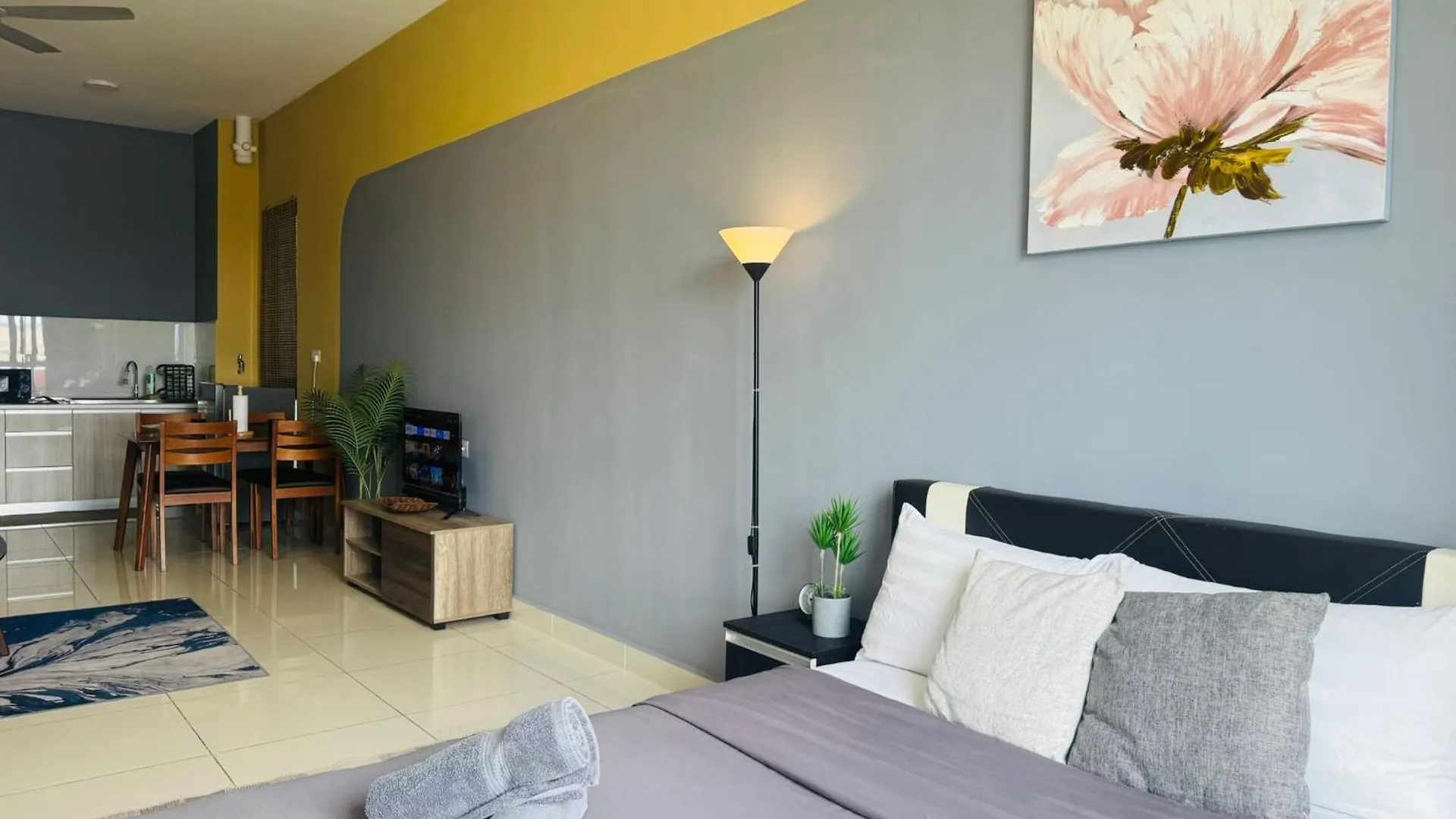 Core Soho Suites Kota Warisan Sepang Klia Airport Free Wifi By Bka Legacy