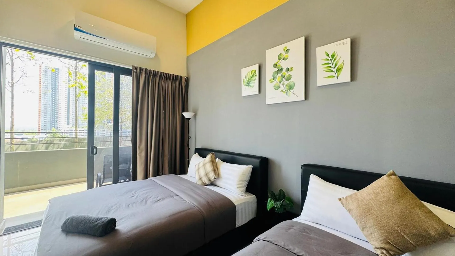 Core Soho Suites Kota Warisan Sepang Klia Airport Free Wifi By Bka Legacy